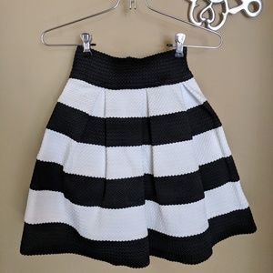 Black & White striped skirt, size XS